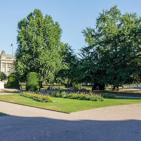 Neustadt Et Paisible Štrasburk